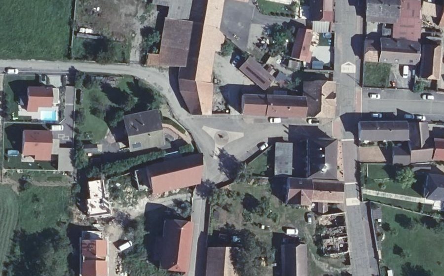 Vue aérienne du Mini-giratoire n°1017982595