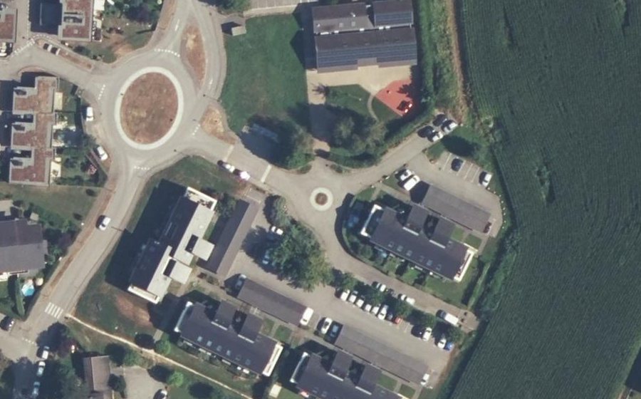 Vue aérienne du Mini-giratoire n°1023929787