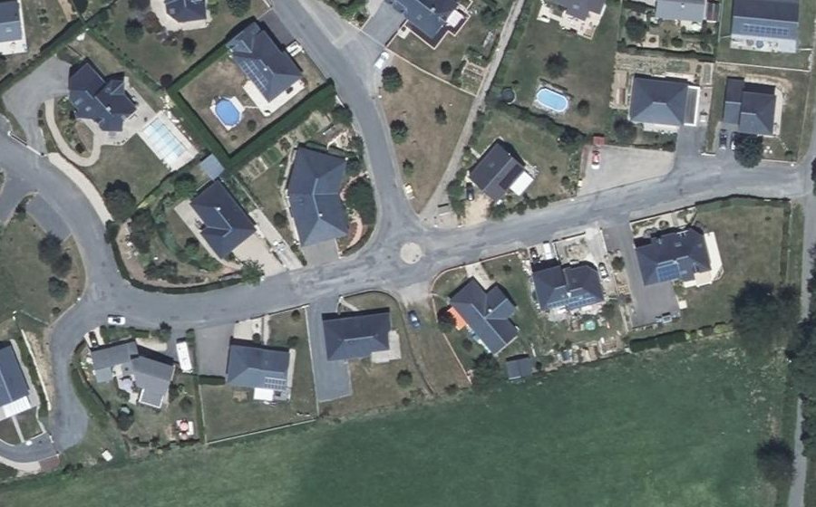 Vue aérienne du Mini-giratoire n°1032090593