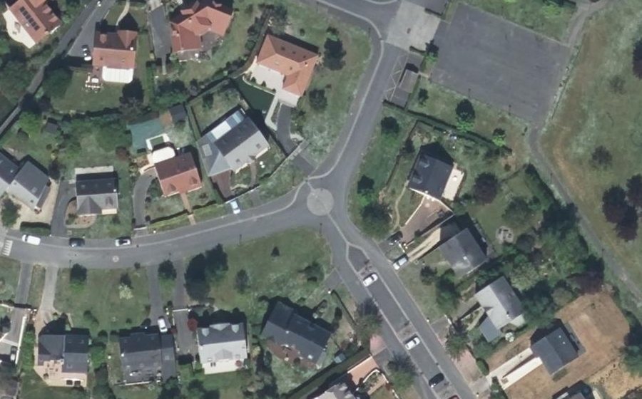 Vue aérienne du Mini-giratoire n°1033598492