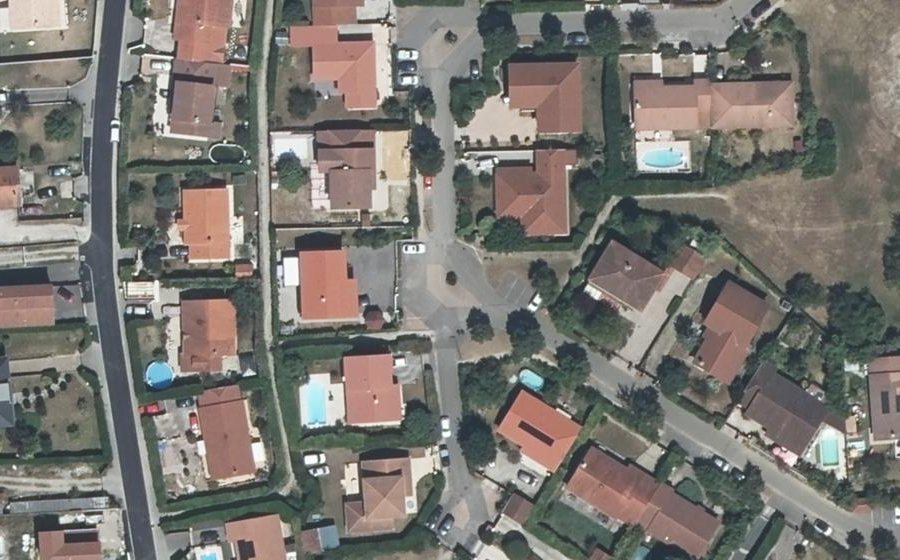 Vue aérienne du Mini-giratoire n°1036252969