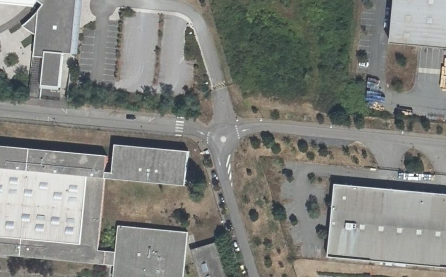 Vue aérienne du Mini-giratoire n°1037257244