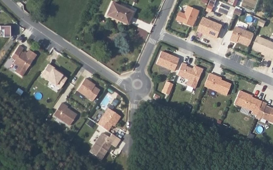 Vue aérienne du Mini-giratoire n°1040067233