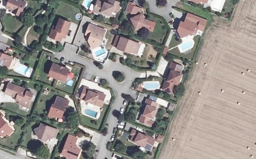 Vue aérienne du Mini-giratoire n°1042950300