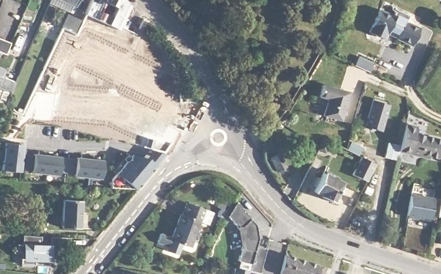 Vue aérienne du Mini-giratoire n°1045326641