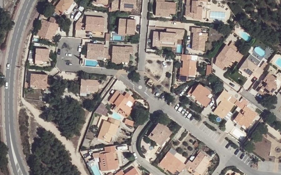 Vue aérienne du Mini-giratoire n°1046462448