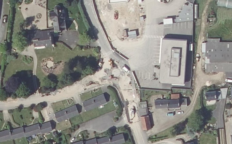 Vue aérienne du Mini-giratoire n°1048632081