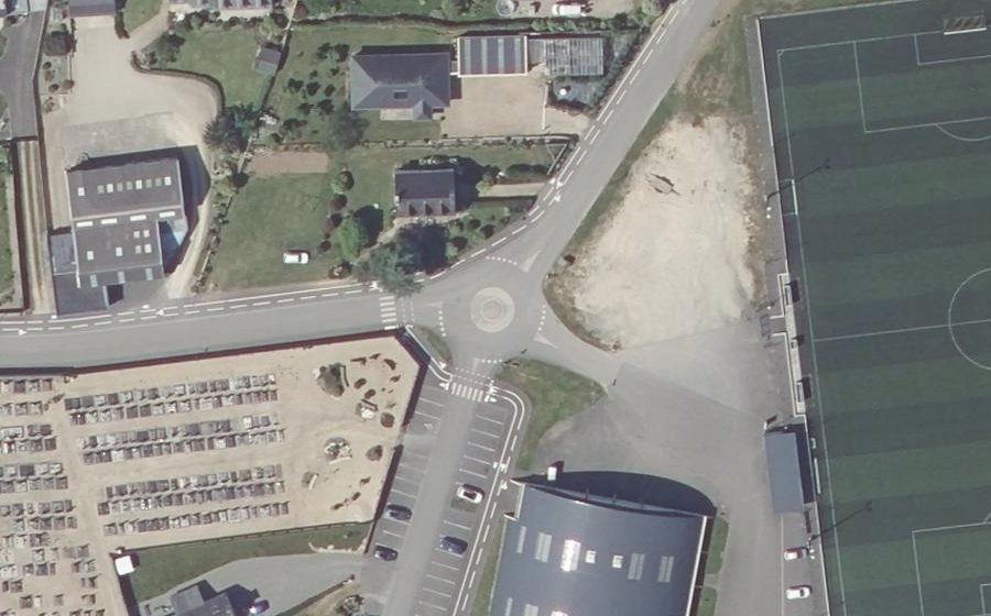 Vue aérienne du Mini-giratoire n°1048632084