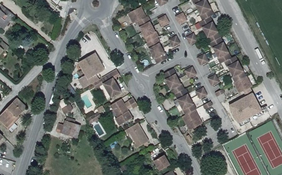 Vue aérienne du Mini-giratoire n°1049081738