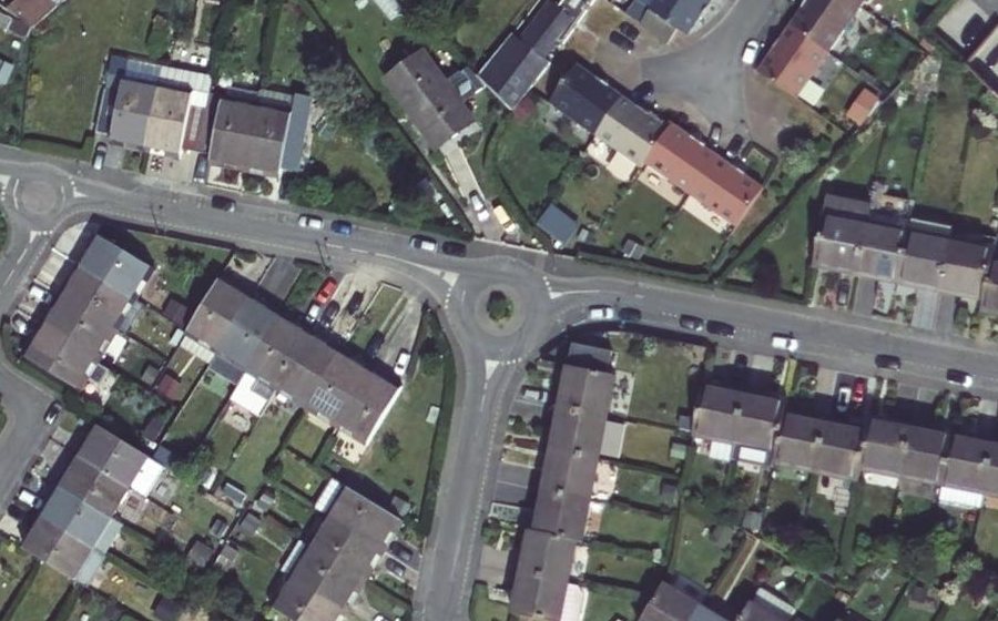 Vue aérienne du Mini-giratoire n°1056886014