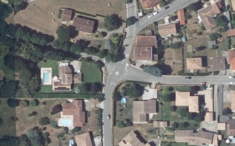 Vue aérienne du Mini-giratoire n°1057095035