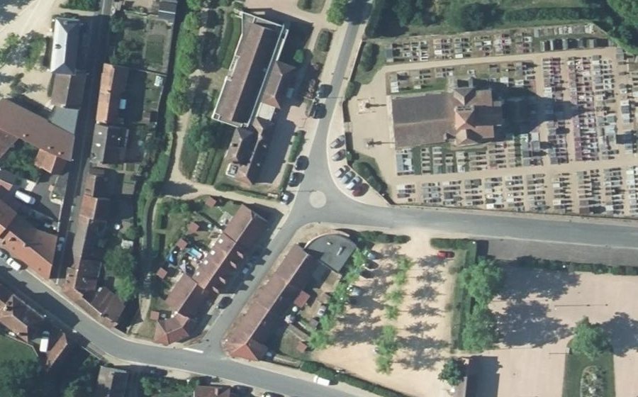Vue aérienne du Mini-giratoire n°1062255727