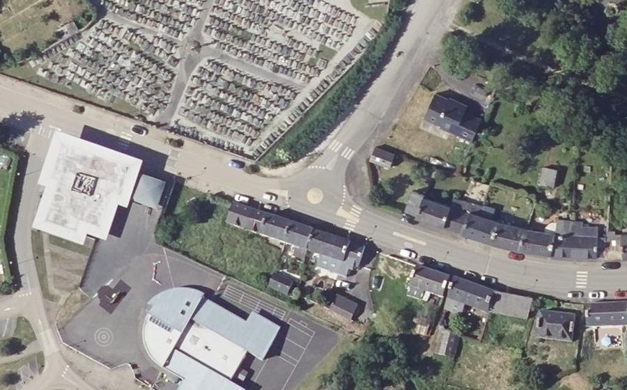 Vue aérienne du Mini-giratoire n°1064592028