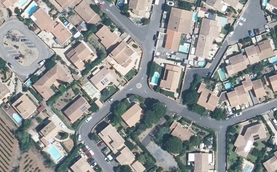 Vue aérienne du Mini-giratoire n°1066322547