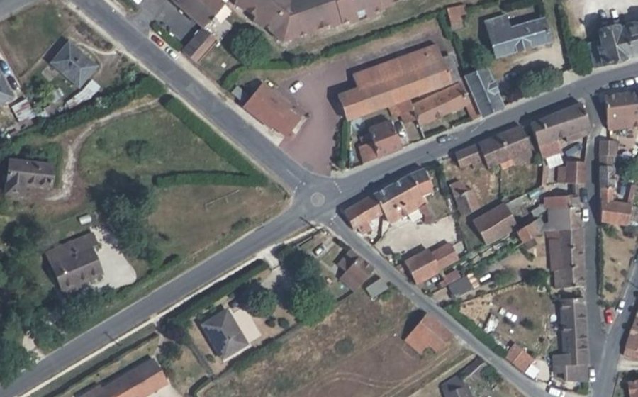 Vue aérienne du Mini-giratoire n°1068886567