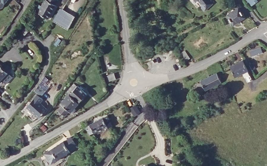 Vue aérienne du Mini-giratoire n°1069051765