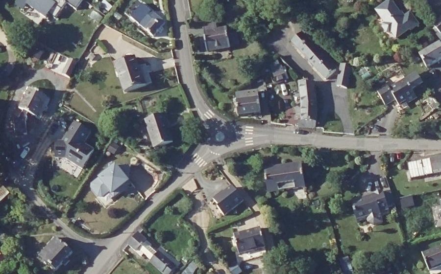 Vue aérienne du Mini-giratoire n°1071467868