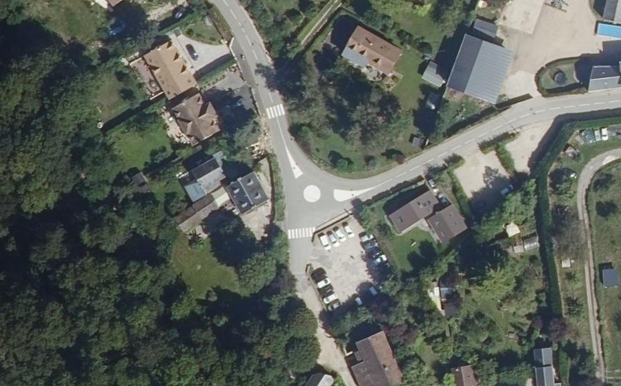 Vue aérienne du Mini-giratoire n°1078913539