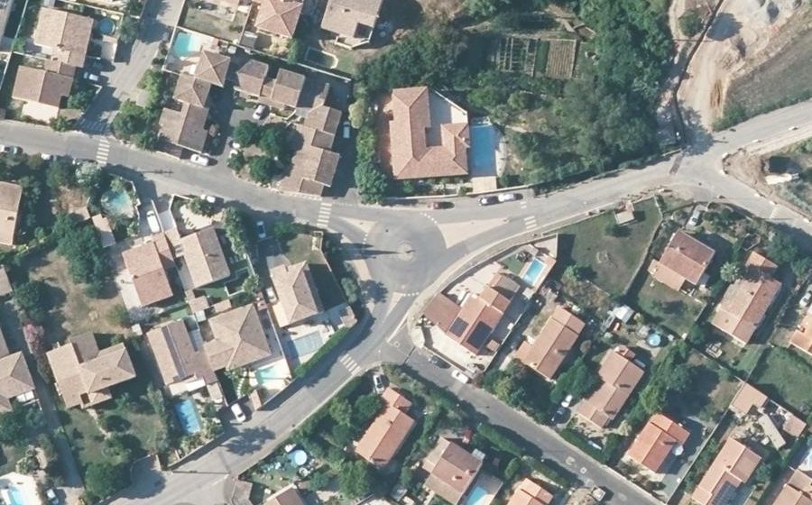 Vue aérienne du Mini-giratoire n°1082067012