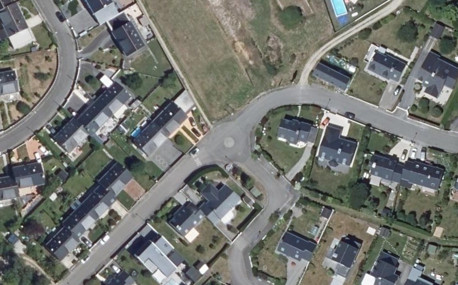 Vue aérienne du Mini-giratoire n°1086857053