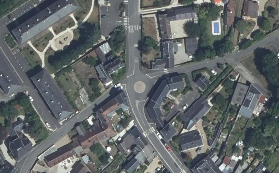 Vue aérienne du Mini-giratoire n°1089279215