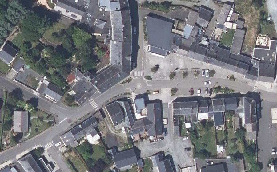 Vue aérienne du Mini-giratoire n°1092268535