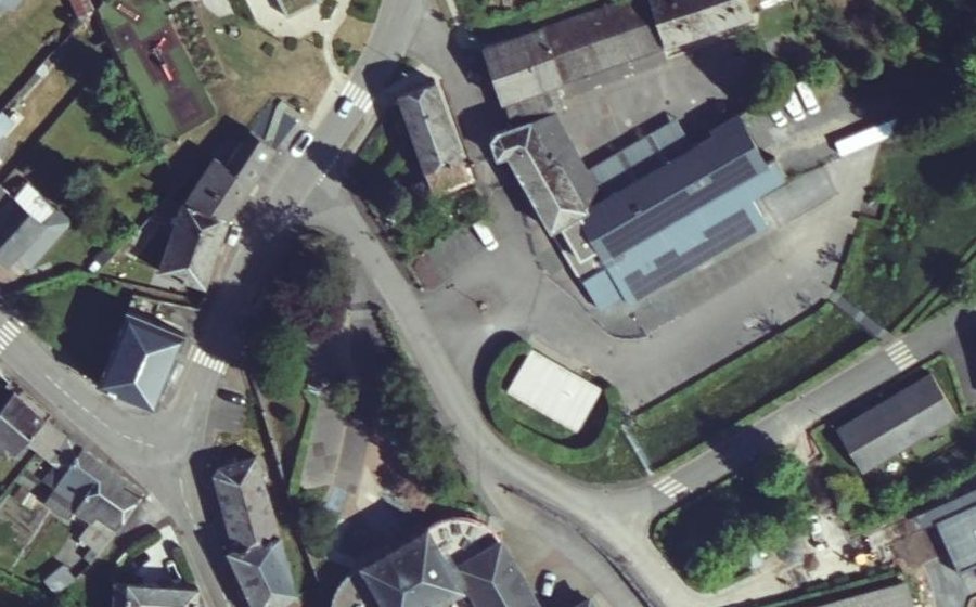 Vue aérienne du Mini-giratoire n°1092304328