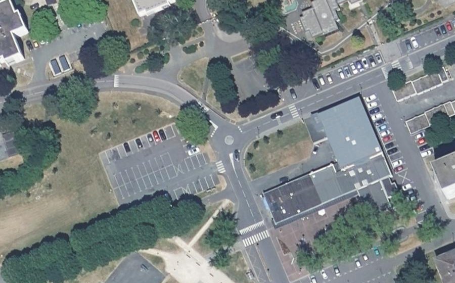 Vue aérienne du Mini-giratoire n°1092452752