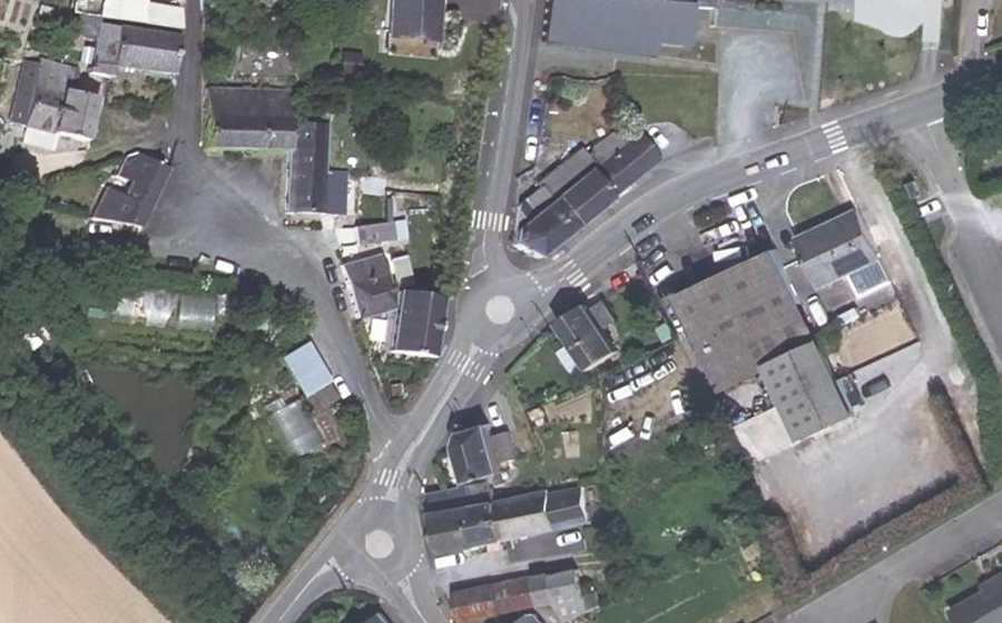 Vue aérienne du Mini-giratoire n°1093957903