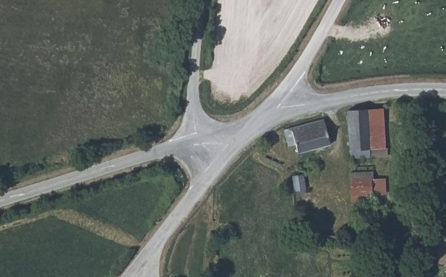 Vue aérienne du Mini-giratoire n°1095139727