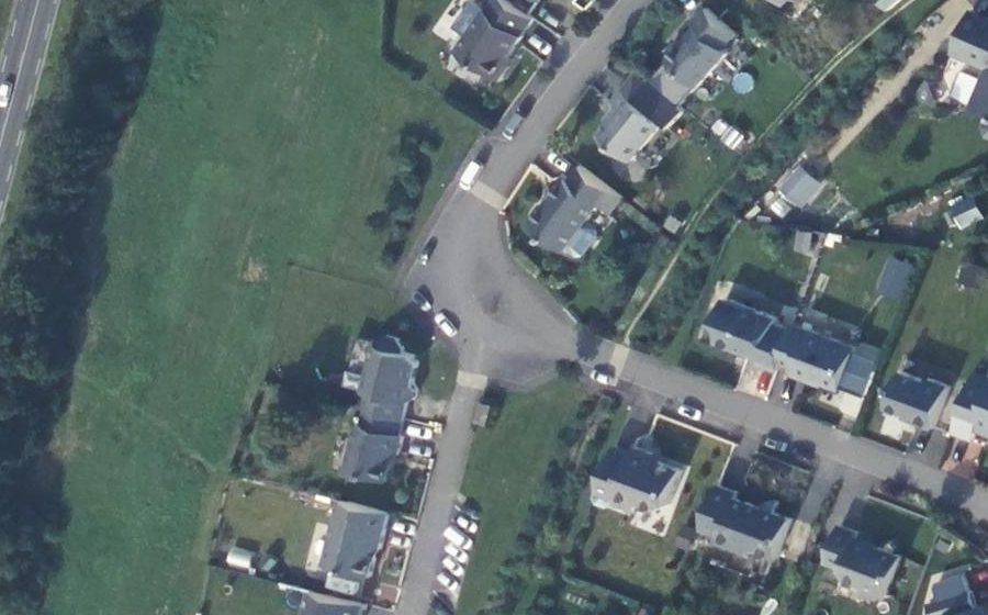 Vue aérienne du Mini-giratoire n°1096396153