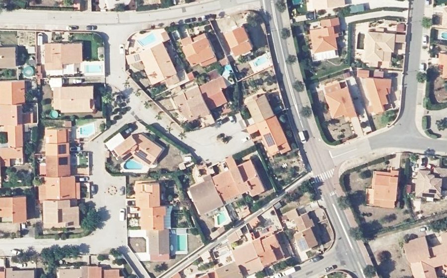 Vue aérienne du Mini-giratoire n°1097943175