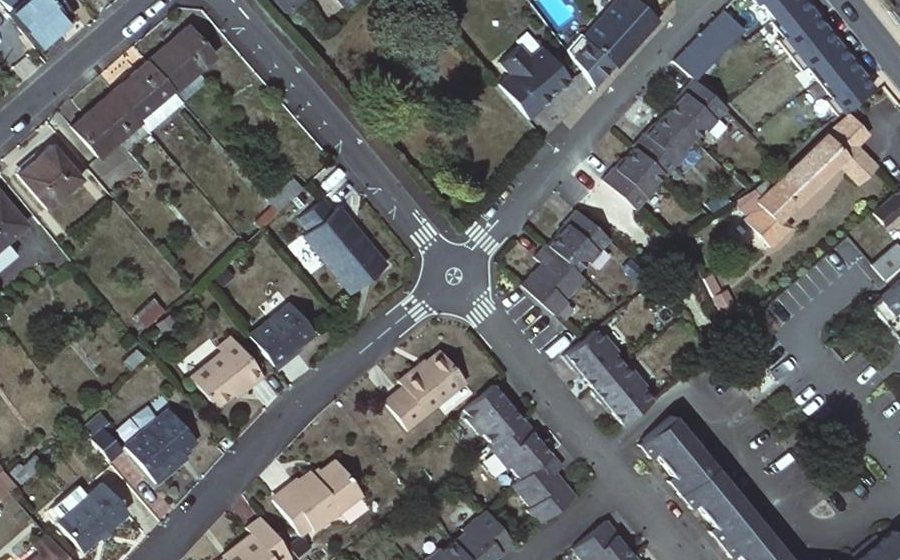 Vue aérienne du Mini-giratoire n°1098238042