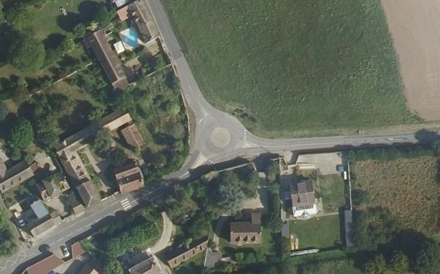 Vue aérienne du Mini-giratoire n°1104936070