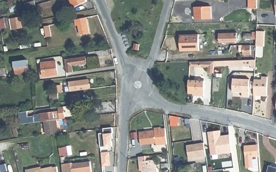 Vue aérienne du Mini-giratoire n°1106380950
