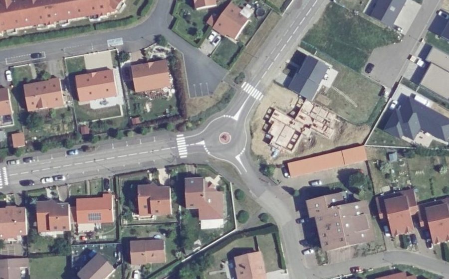 Vue aérienne du Mini-giratoire n°1106856311