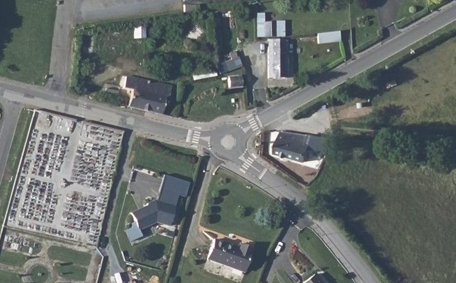 Vue aérienne du Mini-giratoire n°1111868198