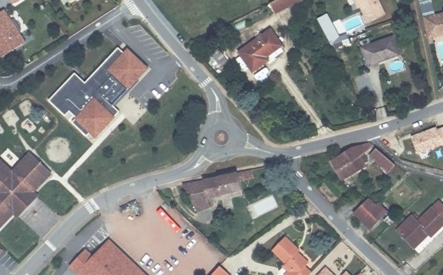 Vue aérienne du Mini-giratoire n°1111942046