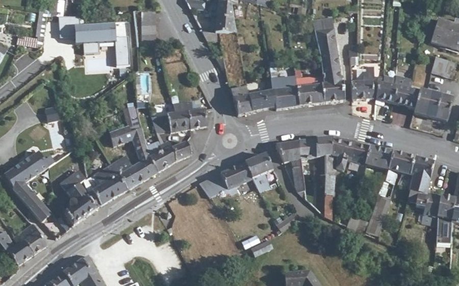 Vue aérienne du Mini-giratoire n°1112477260