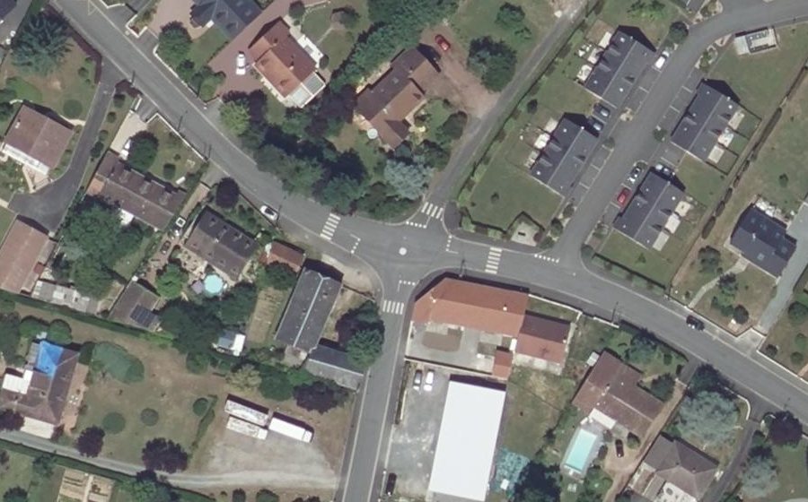 Vue aérienne du Mini-giratoire n°1115206774