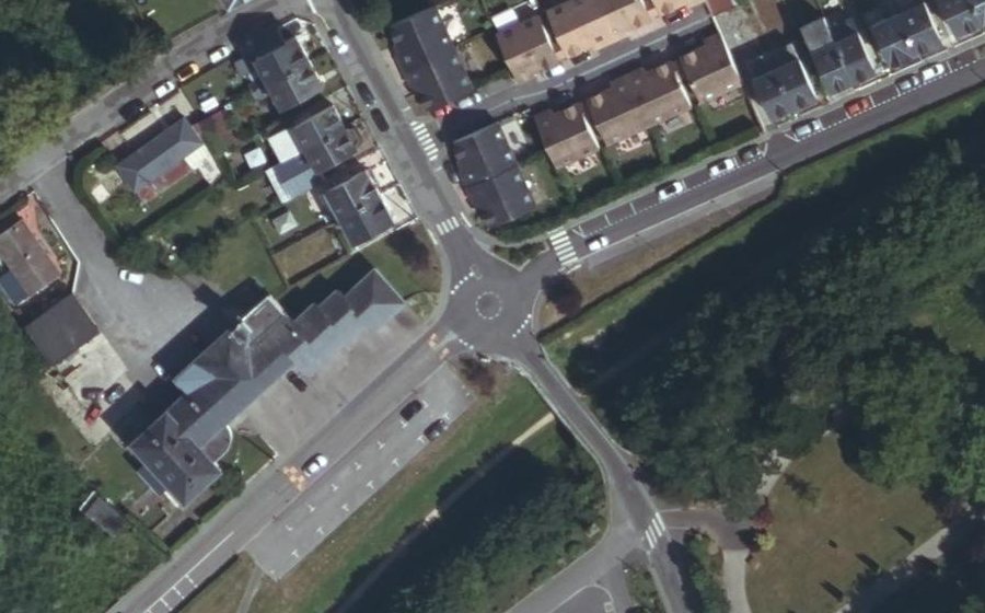 Vue aérienne du Mini-giratoire n°1117727454