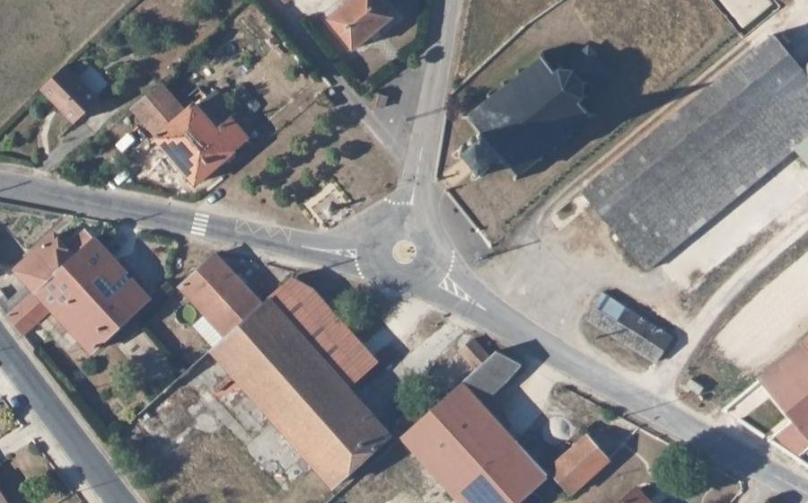 Vue aérienne du Mini-giratoire n°1119455167