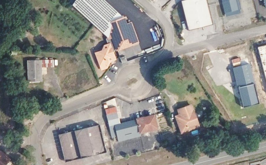 Vue aérienne du Mini-giratoire n°1124860305