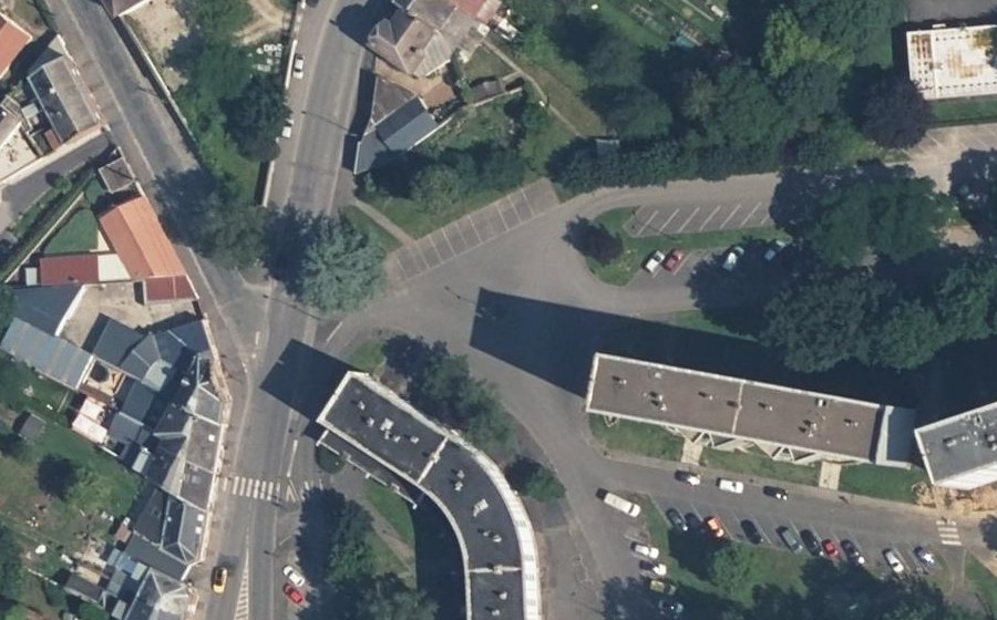 Vue aérienne du Mini-giratoire n°1125475685