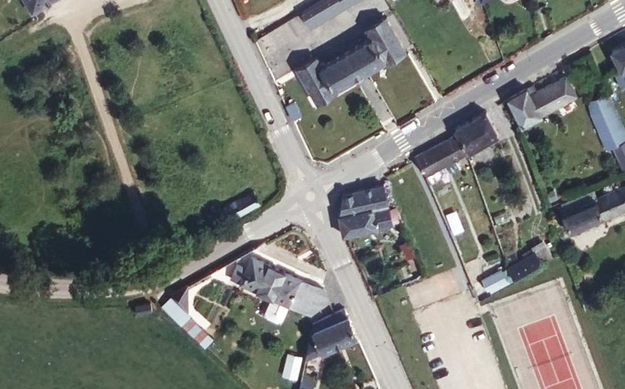Vue aérienne du Mini-giratoire n°1125559659