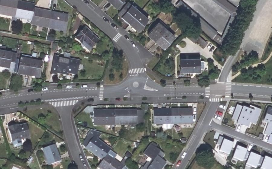 Vue aérienne du Mini-giratoire n°1126435955