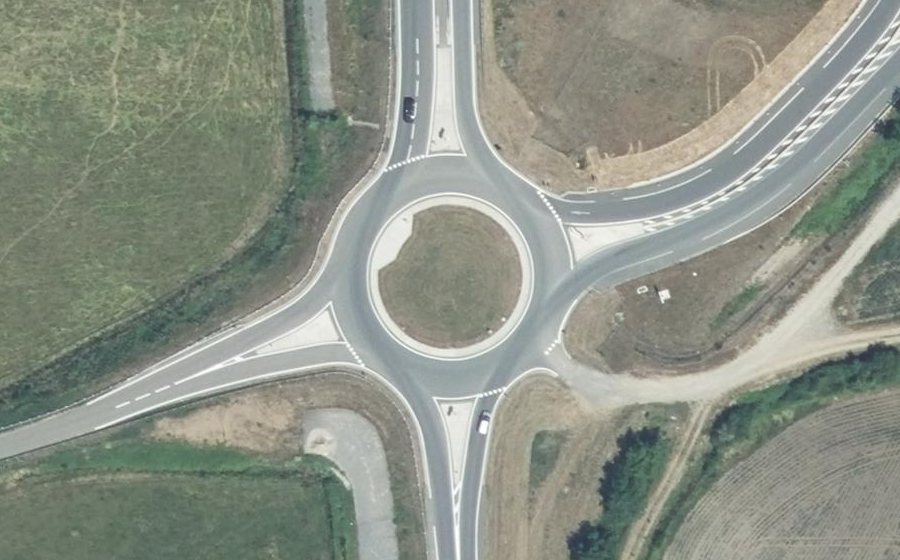 Vue aérienne du Rond-point anonyme n°1011281008