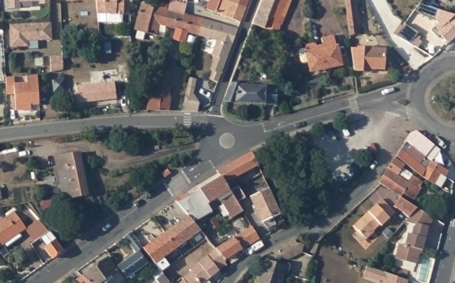 Vue aérienne du Mini-giratoire n°1132982866
