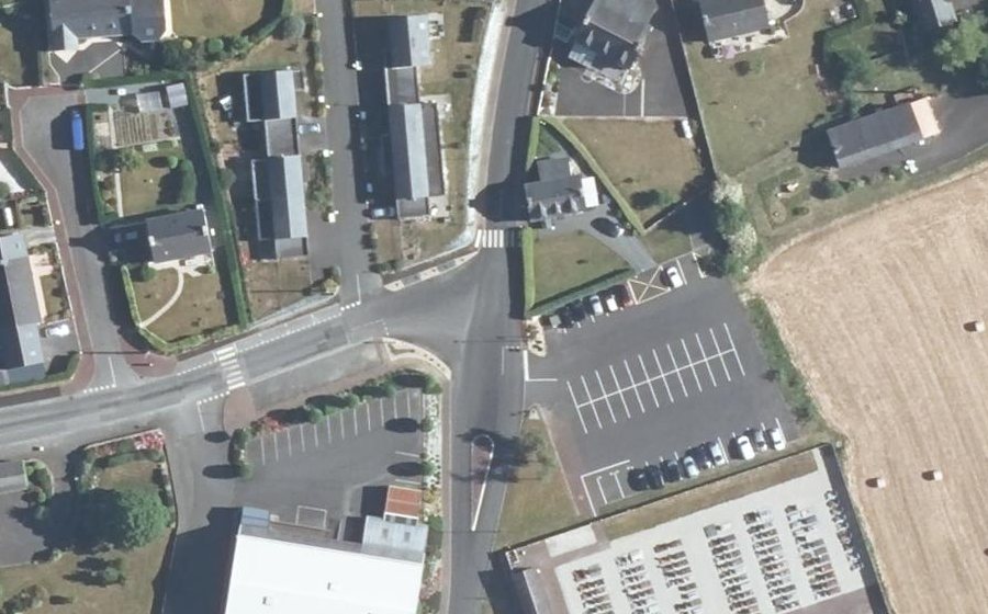 Vue aérienne du Mini-giratoire n°1141108710