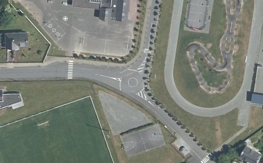 Vue aérienne du Mini-giratoire n°1142144797